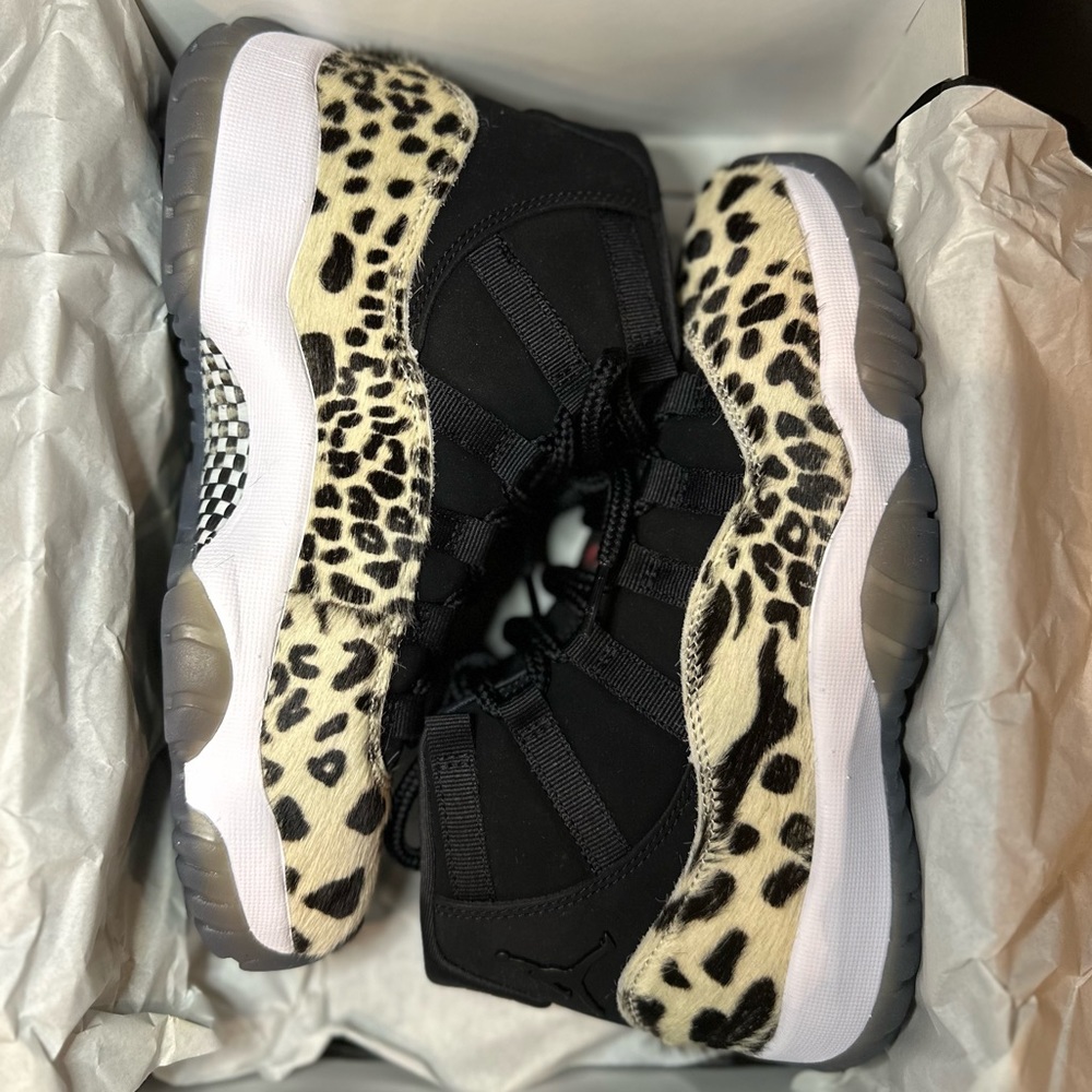BRAND NEW NIKE Air Jordan 11 Retro “Animal Instinct” 🐾SZ 7W